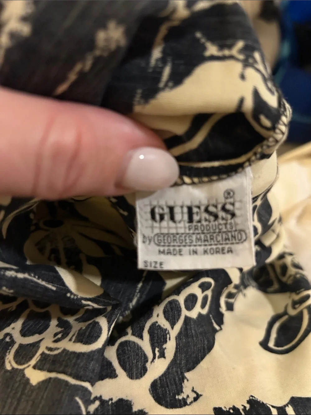 Vintage 90s GUESS by George Marciano 100% Rayon Tropical Camp Shirt Size 3 (L)